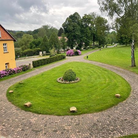 Hotel Schloss Hoehnscheid Bad Arolsen Exteriör bild